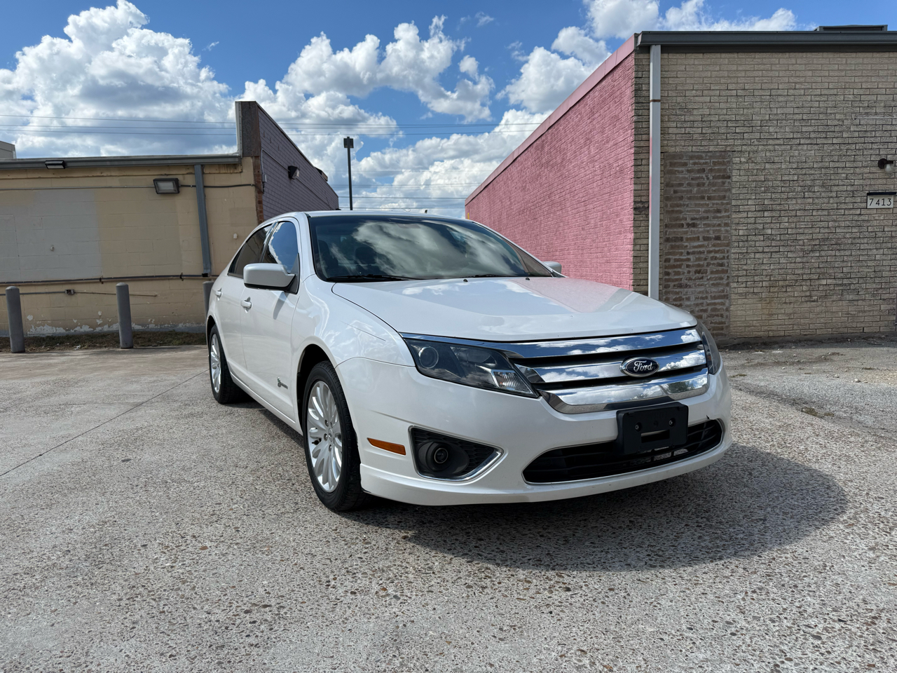 2012 Ford Fusion Hybrid Sedan