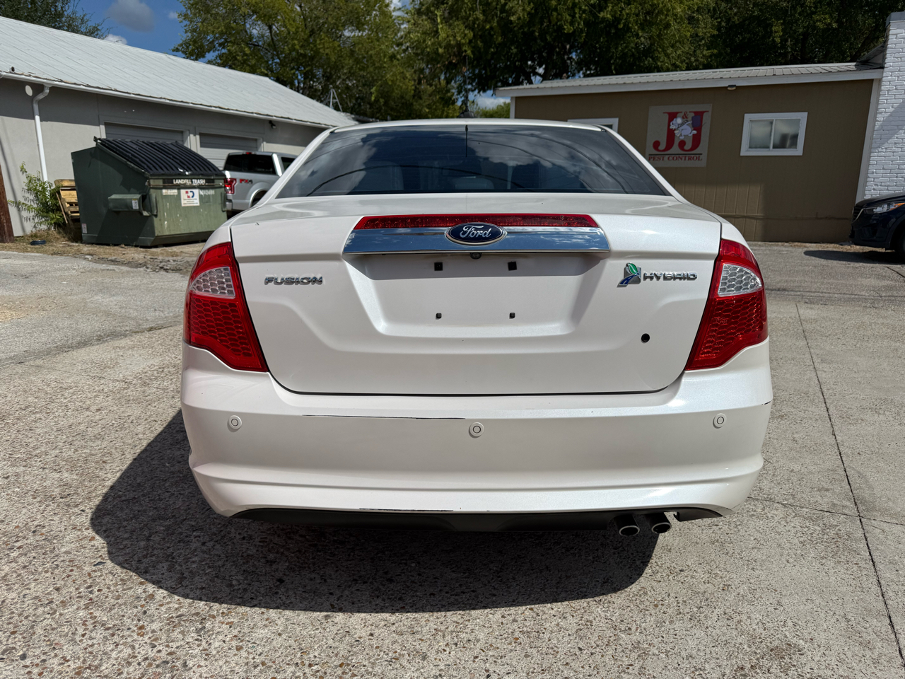 Ford Fusion Hybrid Sedan 2012