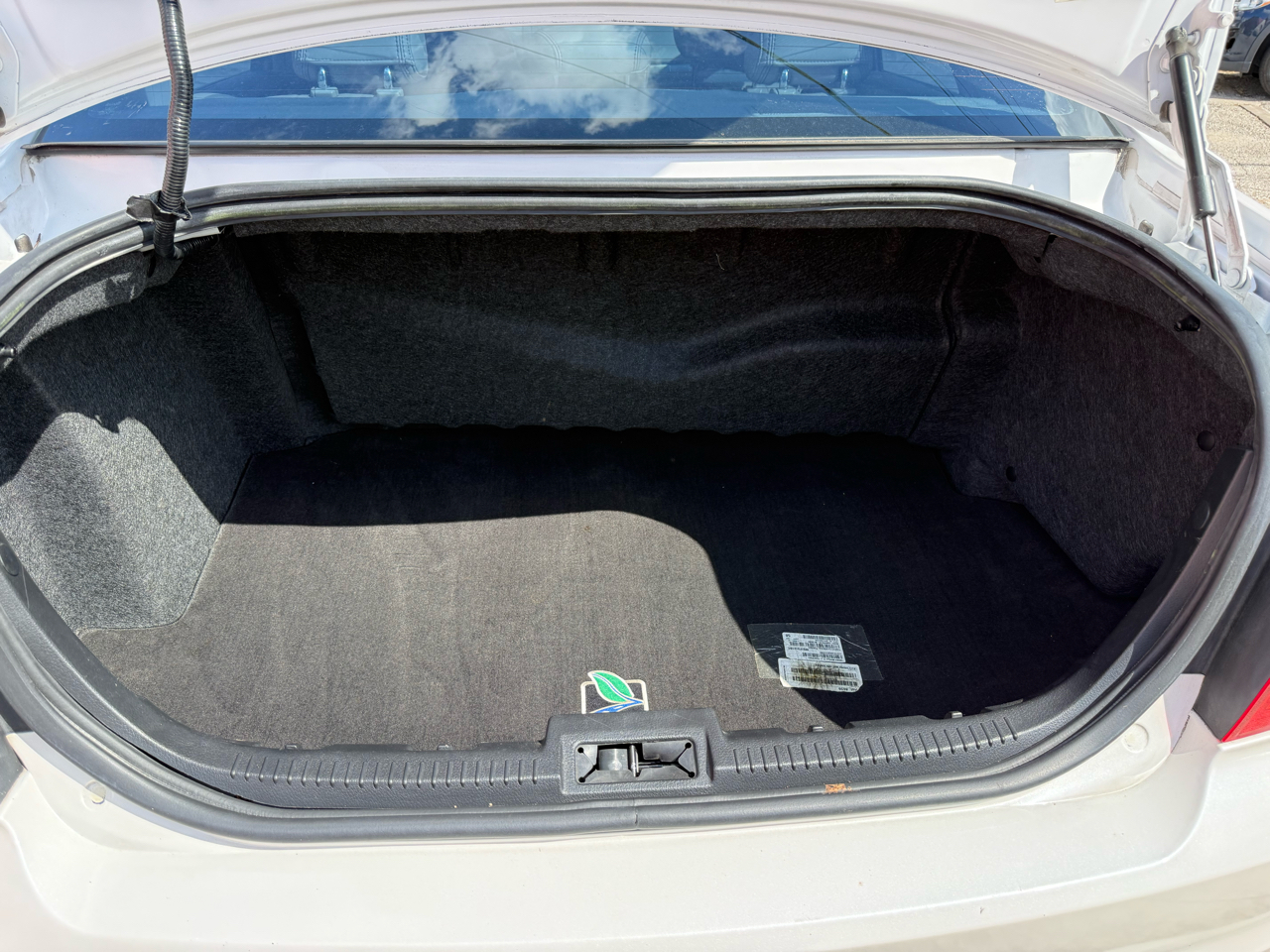 Ford Fusion Hybrid Sedan 2012