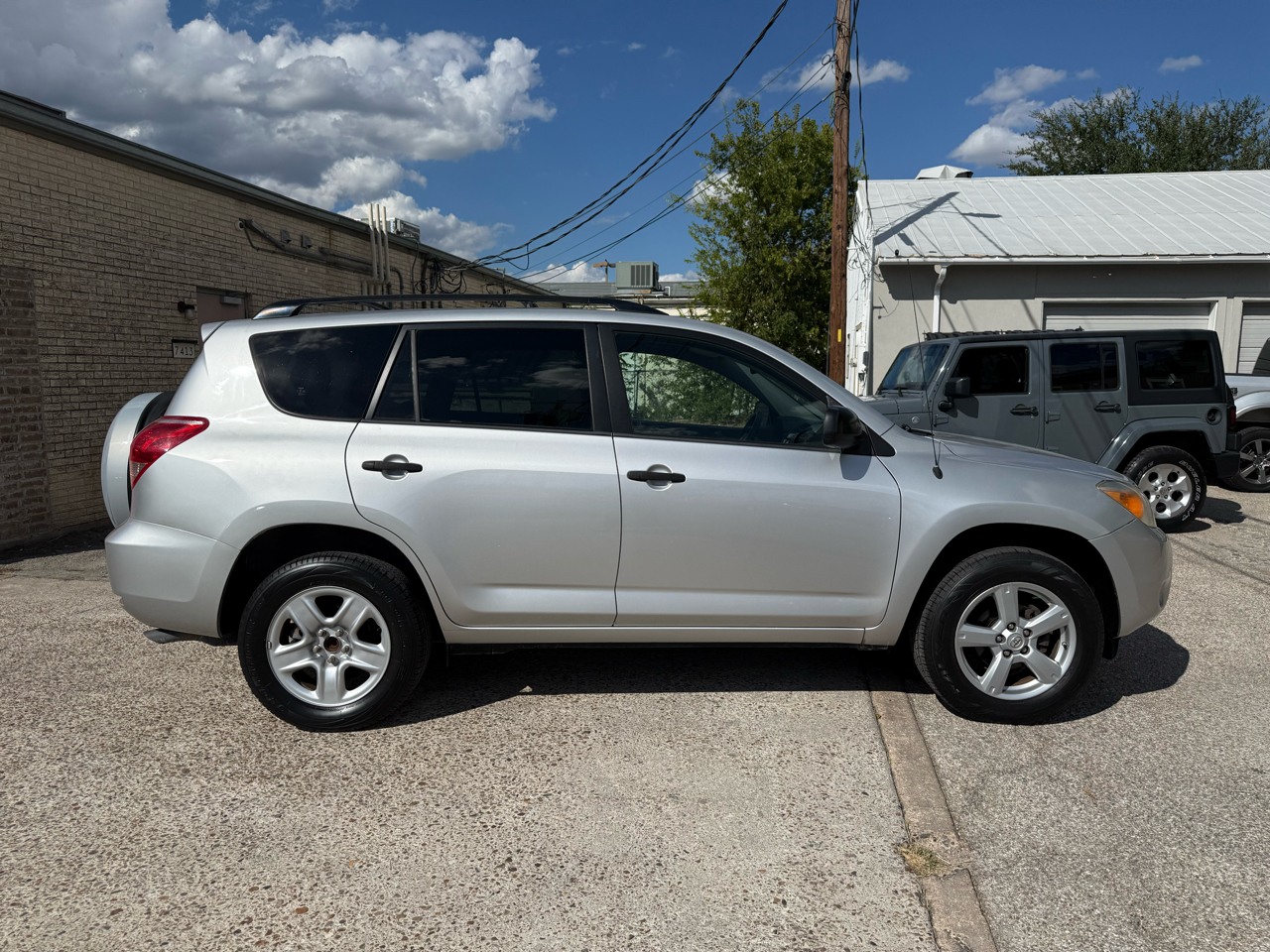Toyota RAV4 Base I4 2WD 2007