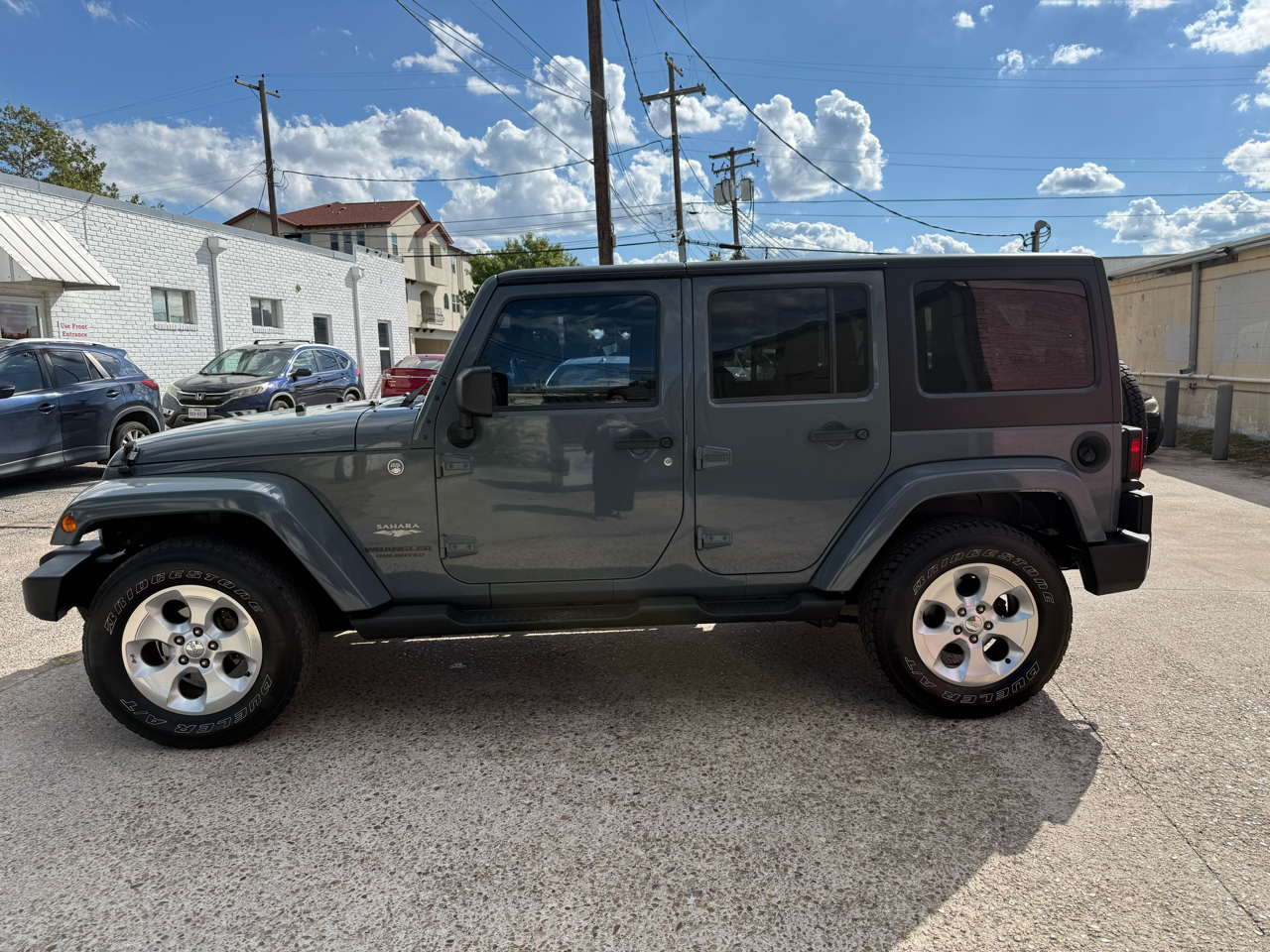 Jeep Wrangler Unlimited Sahara 4WD 2014