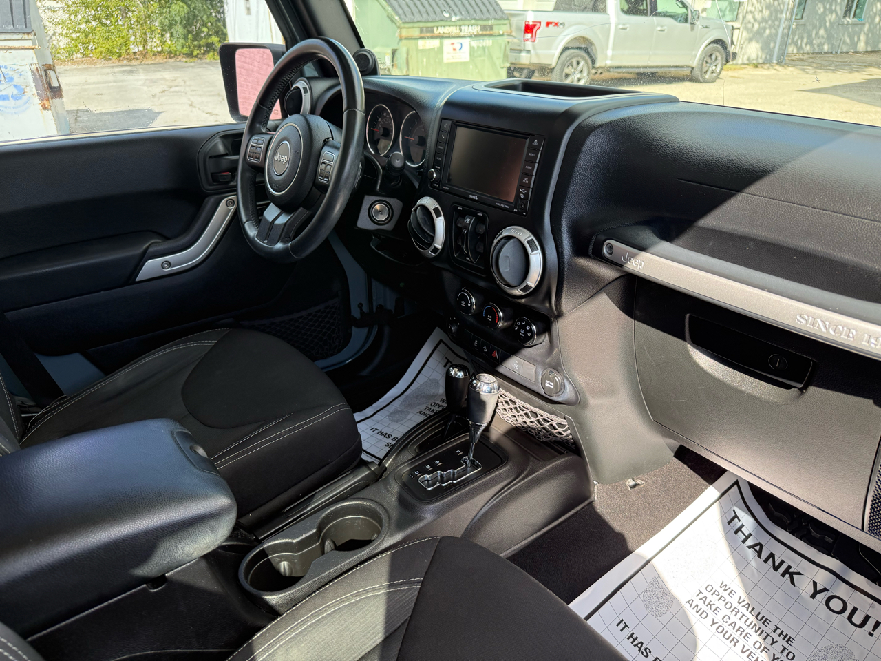 Jeep Wrangler Unlimited Sahara 4WD 2014