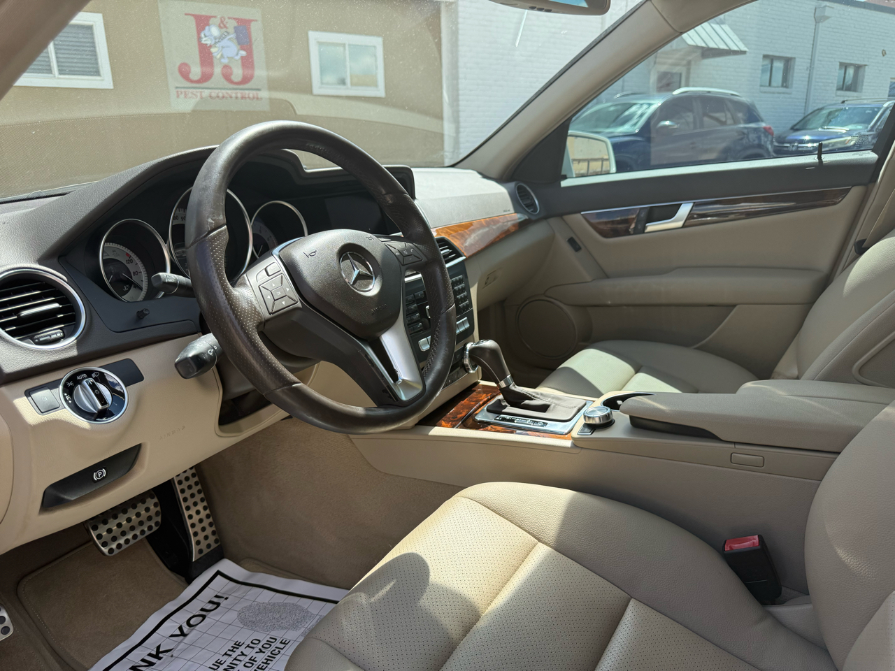 Mercedes-Benz C-Class C250 Luxury Sedan 2012