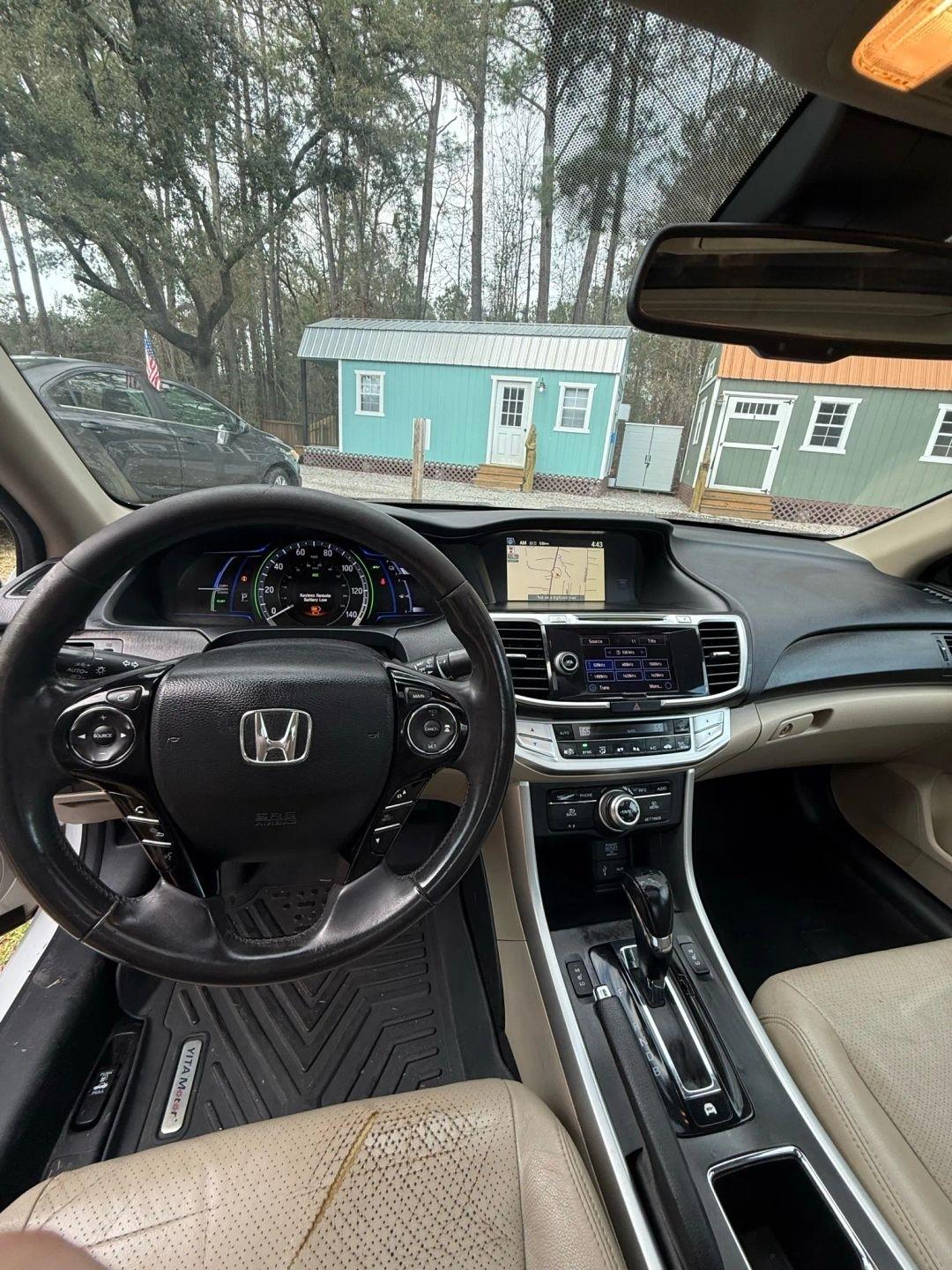 Honda Accord Hybrid  2015