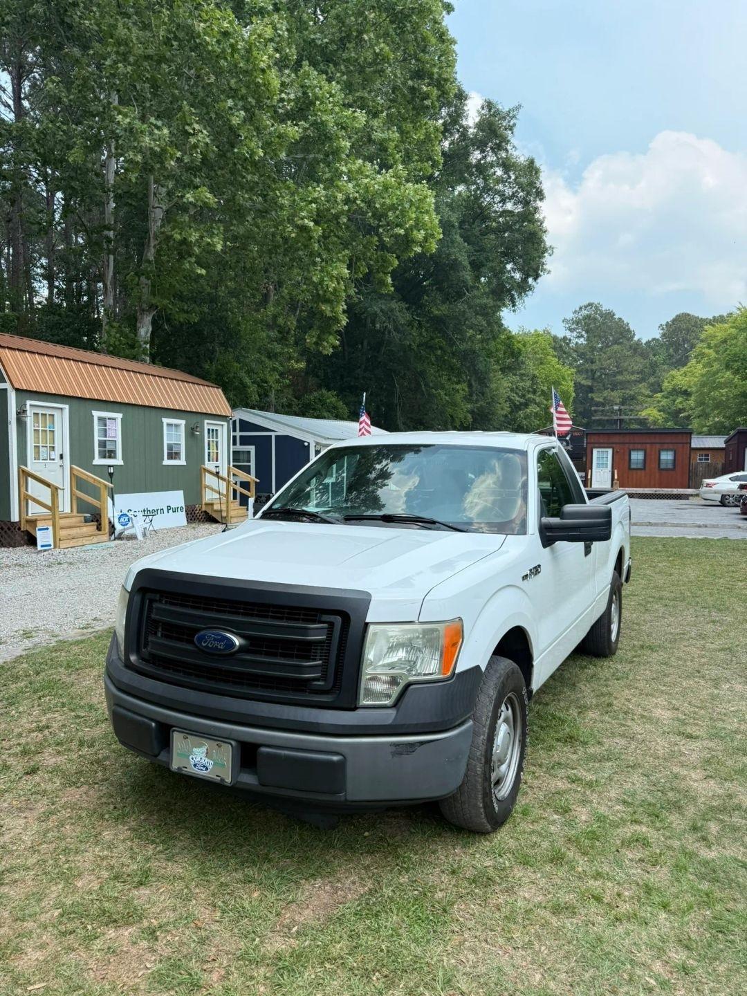 2013 Ford F-150 XL Pickup 2D 6 1/2 ft
