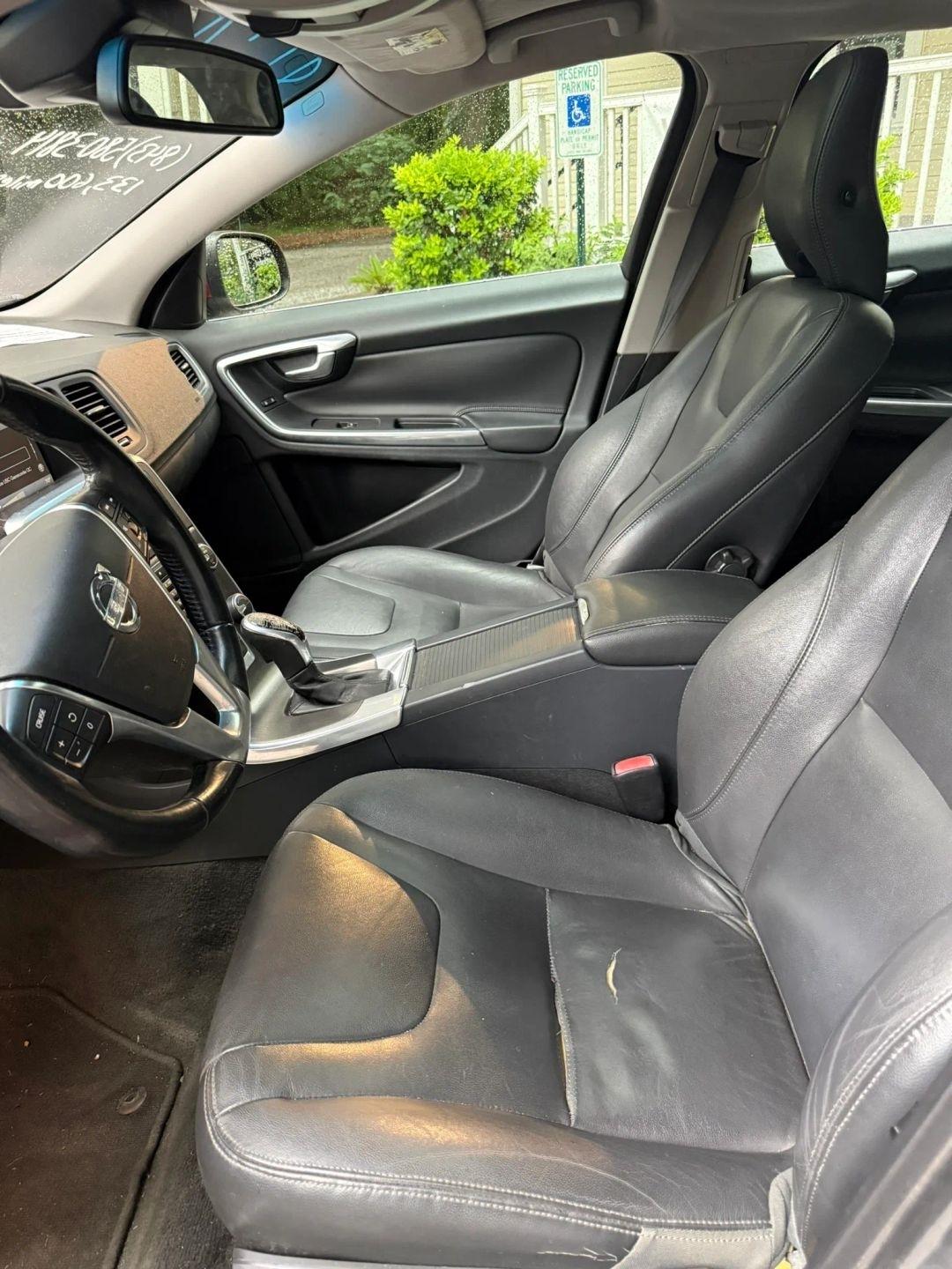 Volvo V60  2015