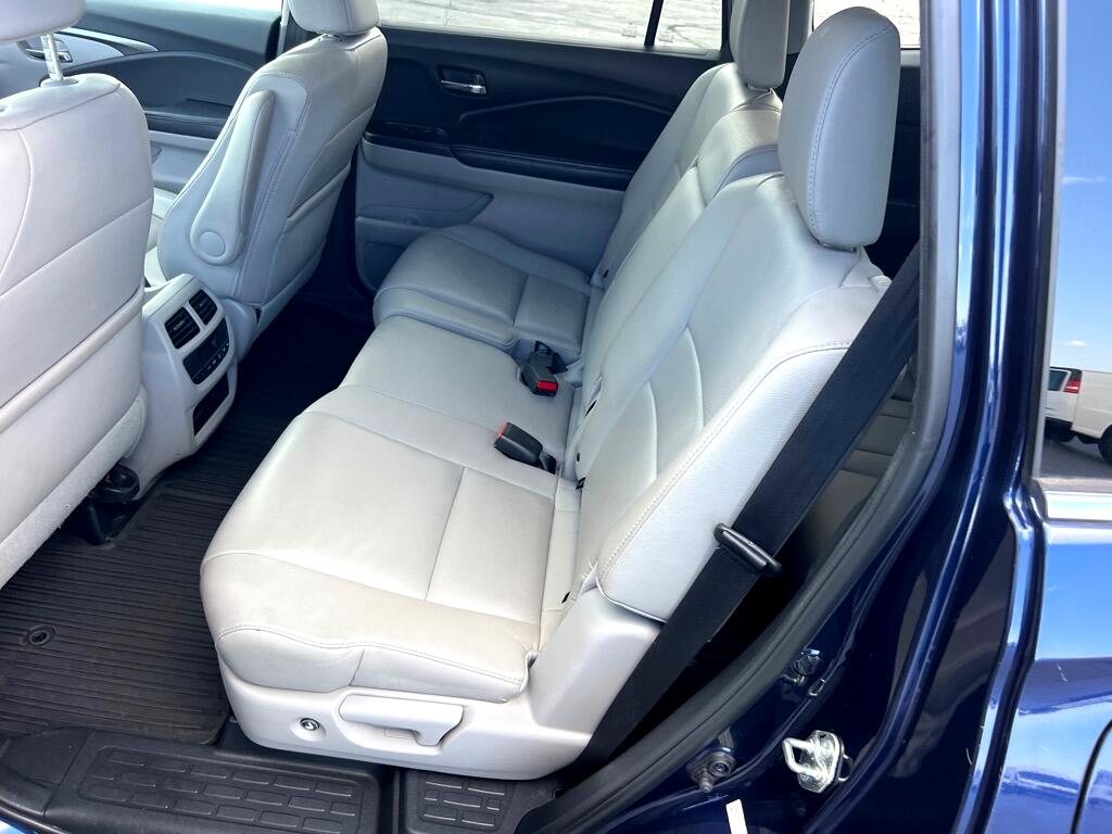 2016 Honda Pilot EX-L photo 13