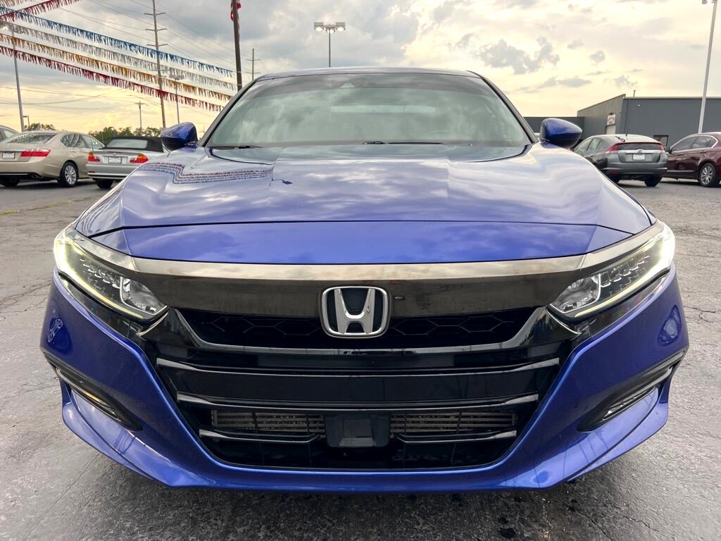 2018 Honda Accord Sport photo 2