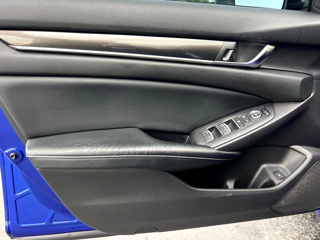 2018 Honda Accord Sport photo 10