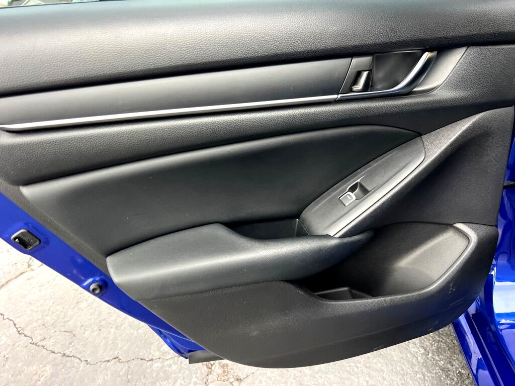 2018 Honda Accord Sport photo 12