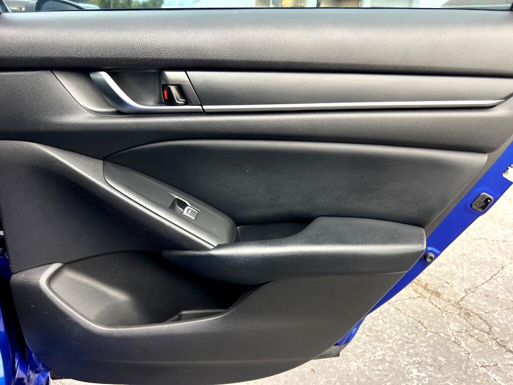2018 Honda Accord Sport photo 14
