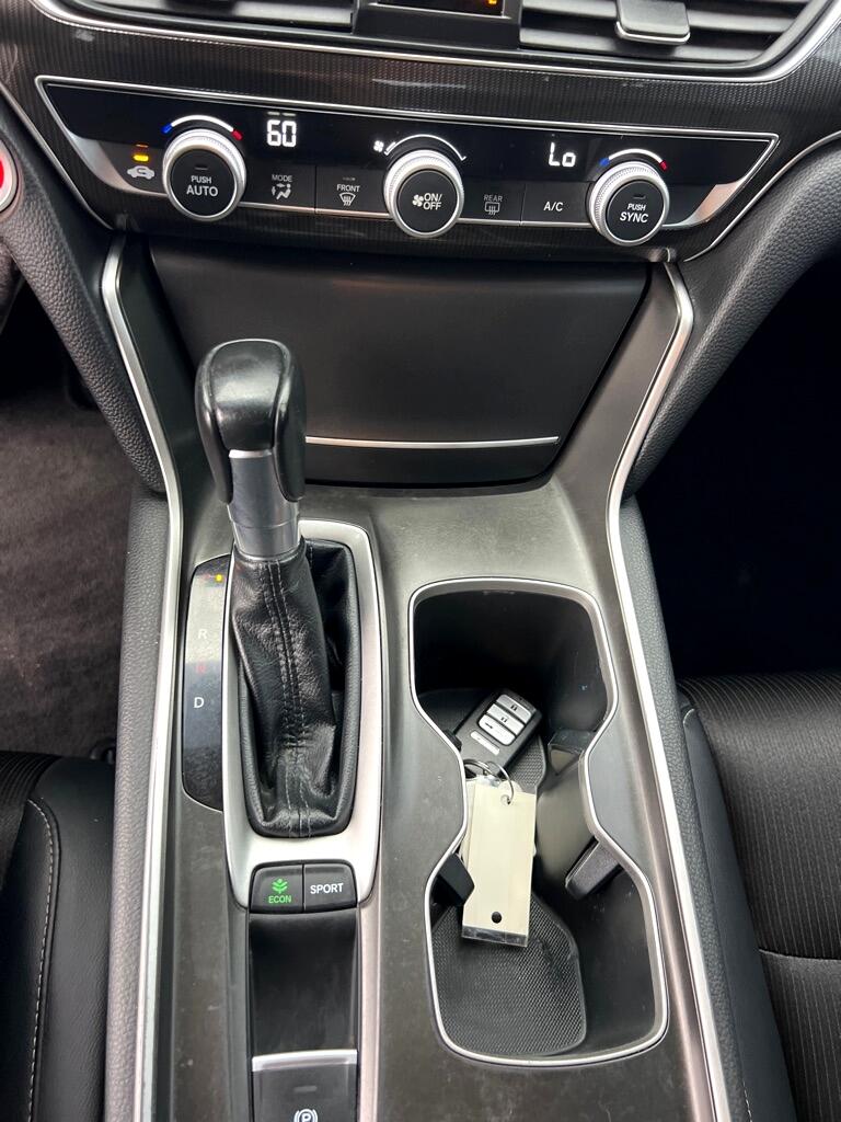 2018 Honda Accord Sport photo 31