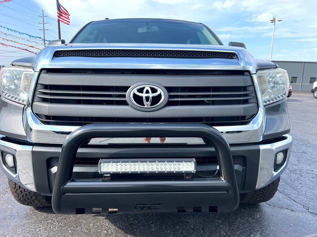 Toyota Tundra SR5 5.7L V8 FFV CrewMax 4WD 2015 Toyota Tundra SR5 5.7L V8 FFV CrewMax 4WD 2015