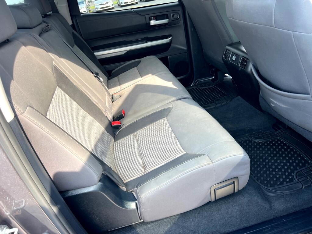 Toyota Tundra SR5 5.7L V8 FFV CrewMax 4WD 2015 Toyota Tundra SR5 5.7L V8 FFV CrewMax 4WD 2015