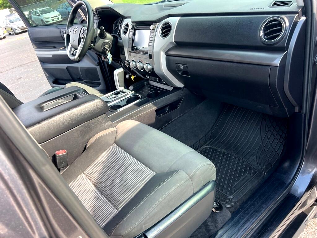 Toyota Tundra SR5 5.7L V8 FFV CrewMax 4WD 2015 Toyota Tundra SR5 5.7L V8 FFV CrewMax 4WD 2015
