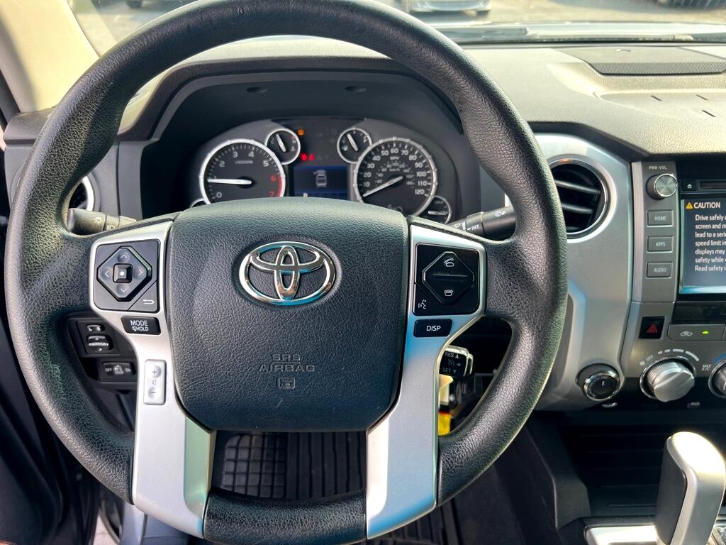 Toyota Tundra SR5 5.7L V8 FFV CrewMax 4WD 2015 Toyota Tundra SR5 5.7L V8 FFV CrewMax 4WD 2015