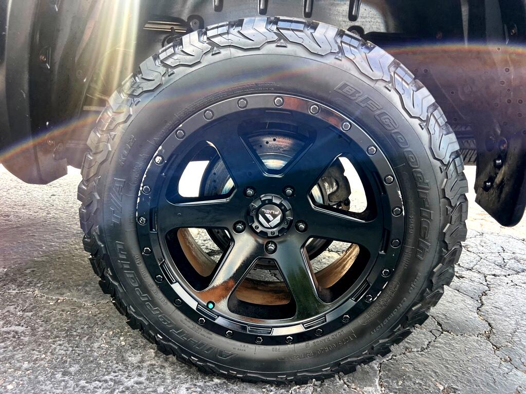 Toyota Tundra SR5 5.7L V8 FFV CrewMax 4WD 2015 Toyota Tundra SR5 5.7L V8 FFV CrewMax 4WD 2015