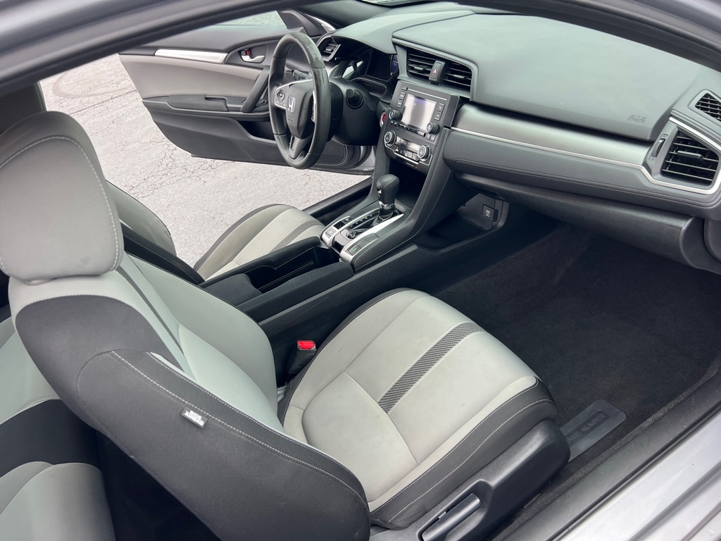 2016 Honda Civic photo 17