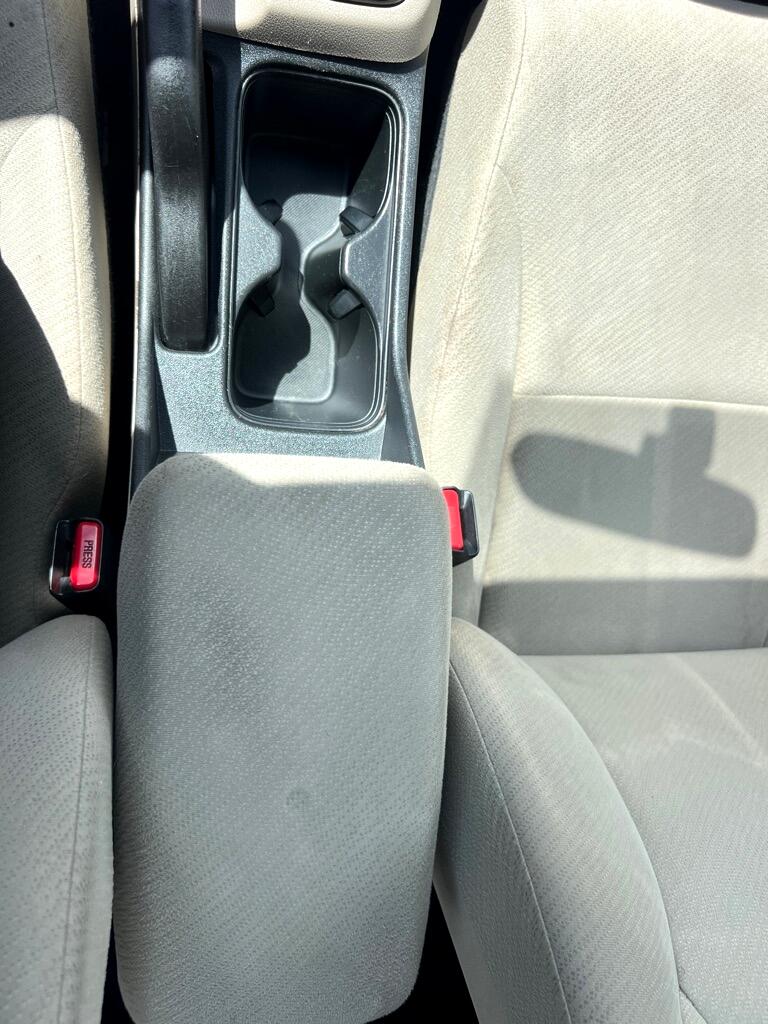 2013 Honda Civic LX photo 26