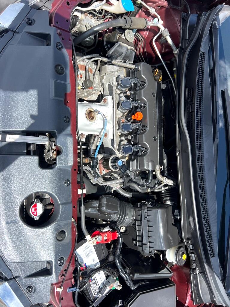 2013 Honda Civic LX photo 32
