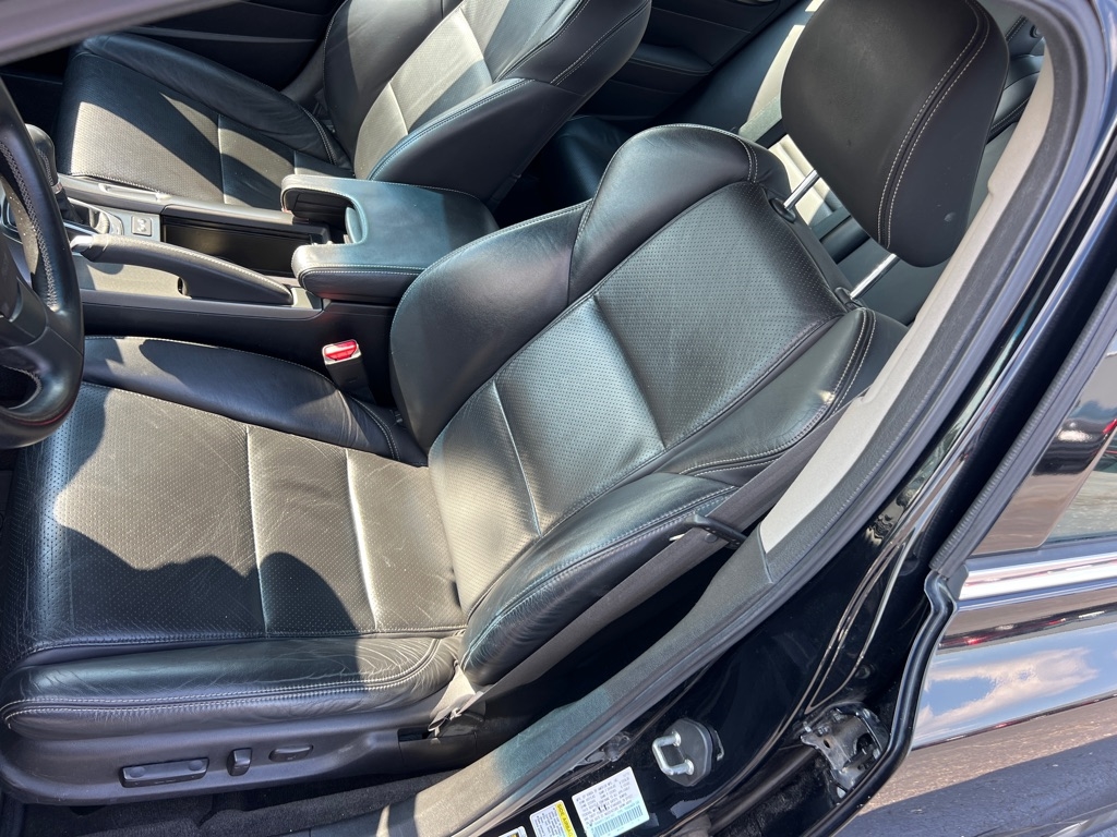 Acura TL 6-Speed AT SH-AWD with Tech Package 2012 Acura TL 6-Speed AT SH-AWD with Tech Package 2012