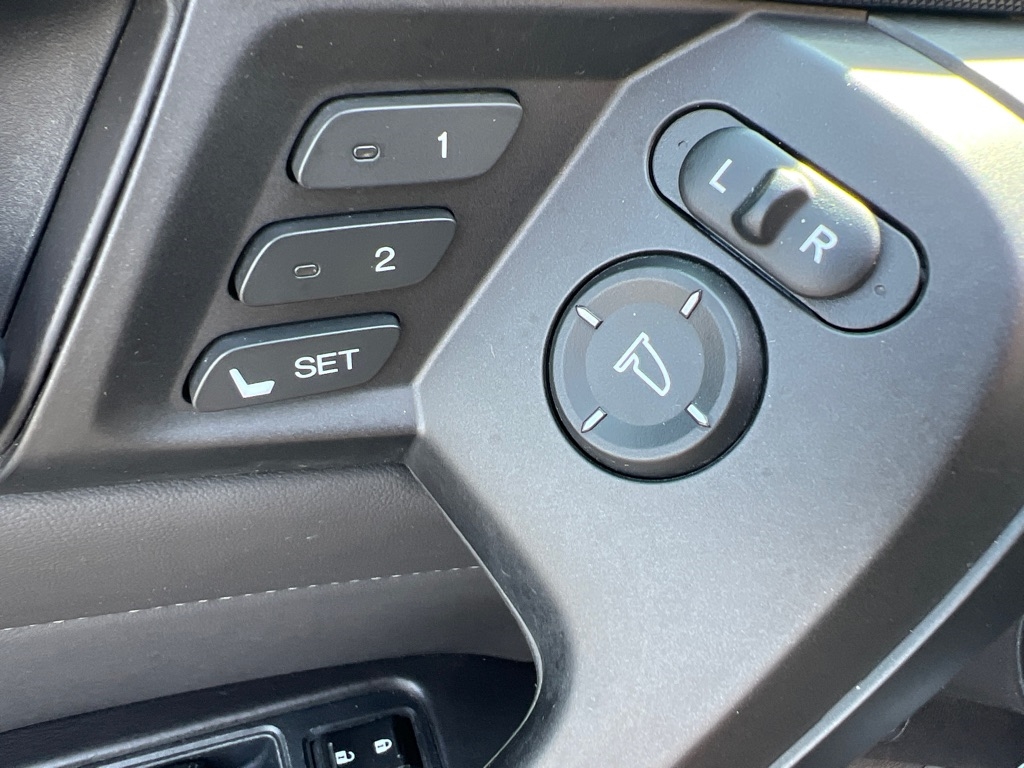 Acura TL 6-Speed AT SH-AWD with Tech Package 2012 Acura TL 6-Speed AT SH-AWD with Tech Package 2012