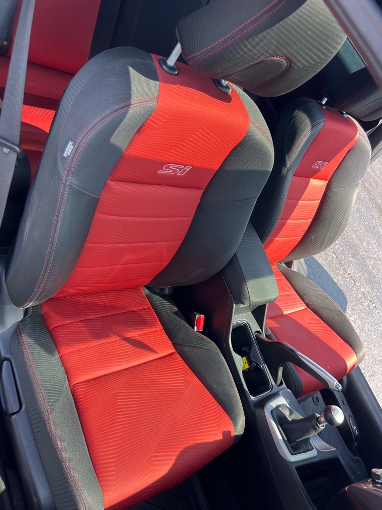 Honda Civic Si Coupe 6-Speed MT 2015 Honda Civic Si Coupe 6-Speed MT 2015