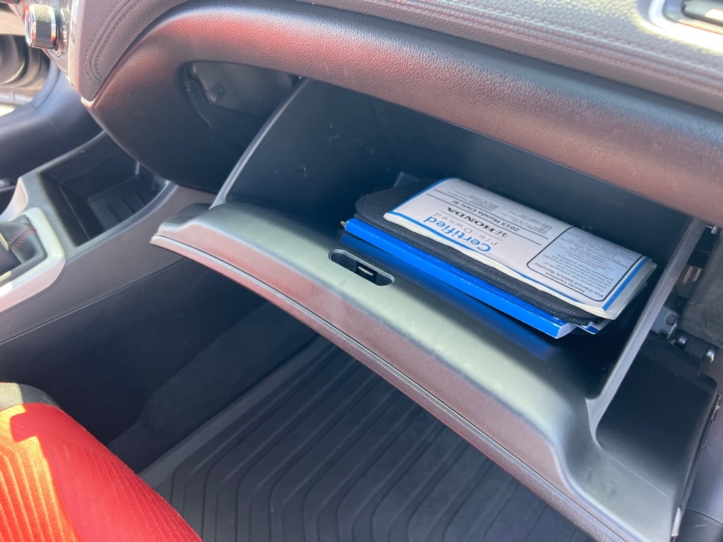 Honda Civic Si Coupe 6-Speed MT 2015 Honda Civic Si Coupe 6-Speed MT 2015