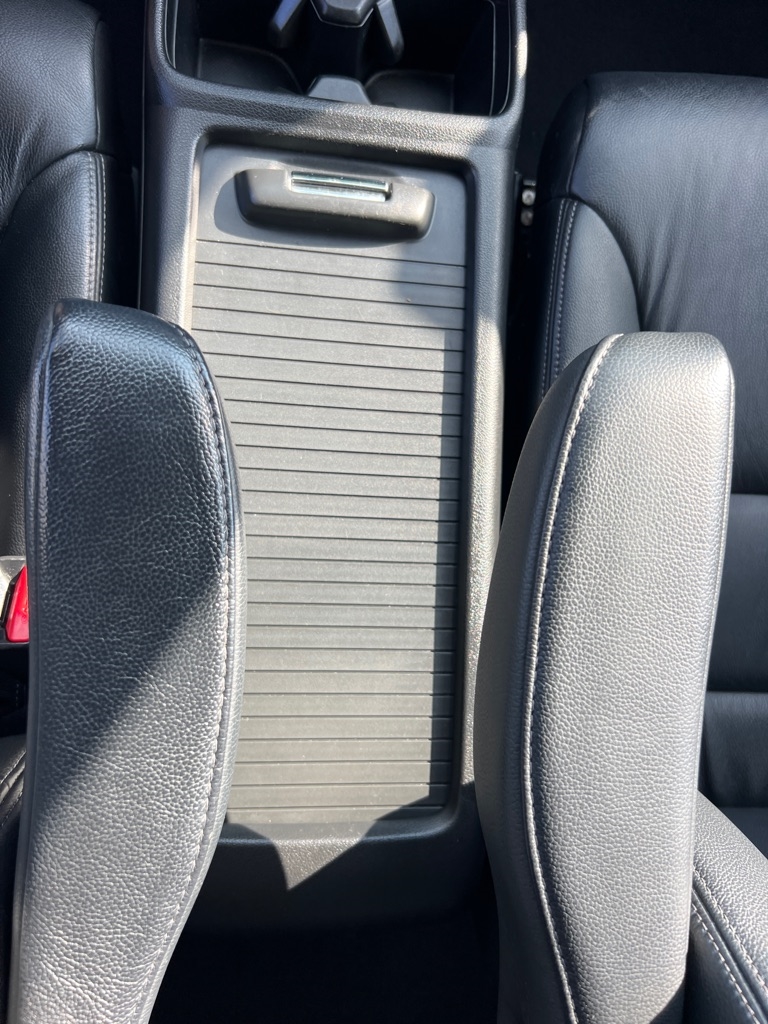 Honda CR-V EX-L 4WD 5-Speed AT 2012 Honda CR-V EX-L 4WD 5-Speed AT 2012