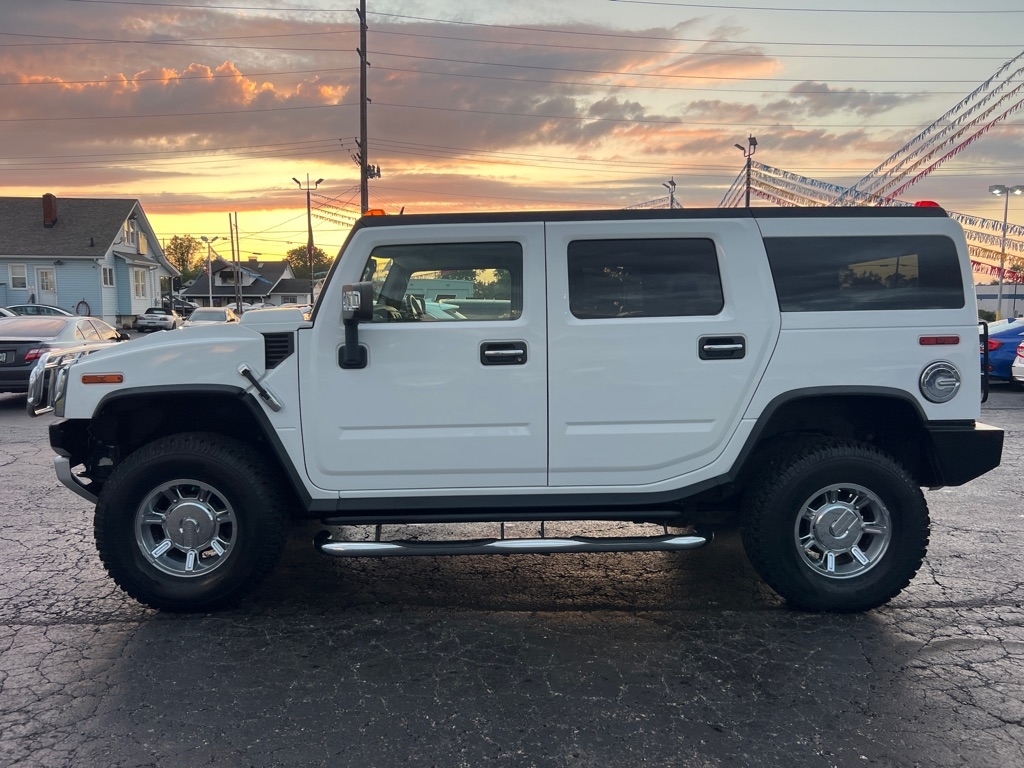 2009 Hummer H2 Base photo 4
