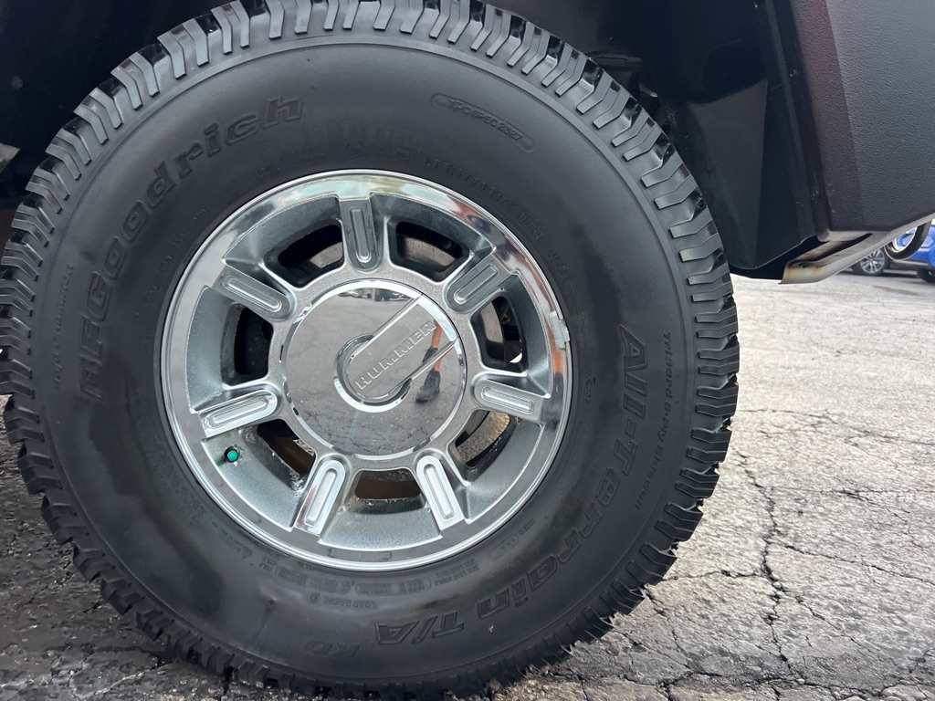2009 Hummer H2 Base photo 39