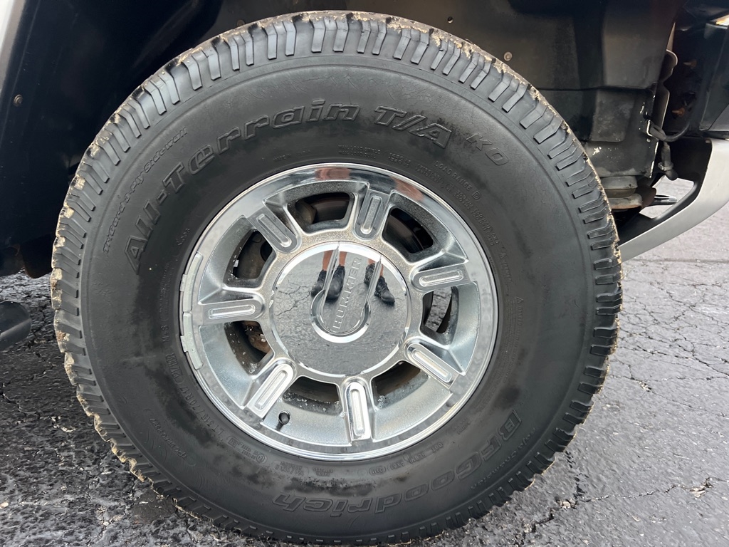 2009 Hummer H2 Base photo 41