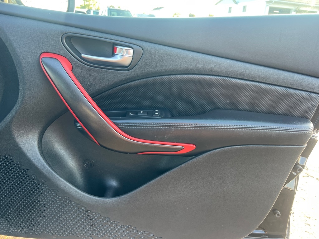 2015 Dodge Dart GT photo 16