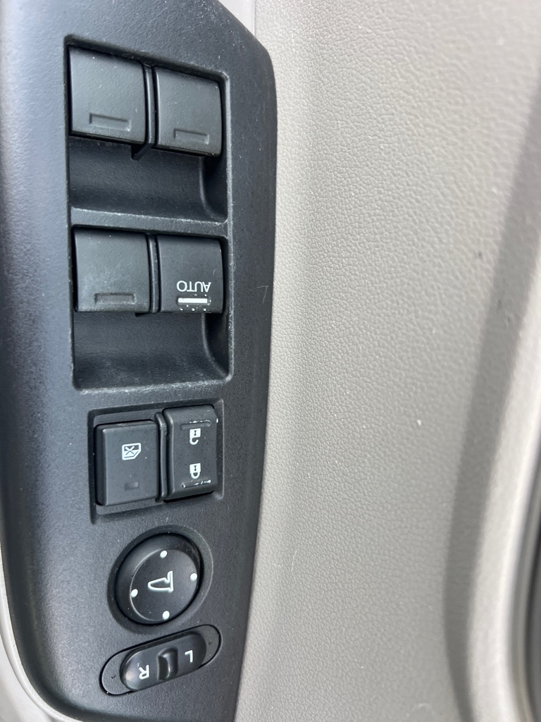 Honda Civic LX Sedan 5-Speed AT 2012 Honda Civic LX Sedan 5-Speed AT 2012