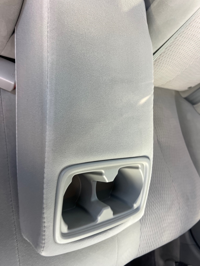 Toyota Camry SE V6 6-Spd AT 2011 Toyota Camry SE V6 6-Spd AT 2011