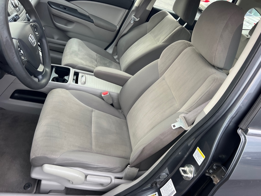 Honda CR-V LX 4WD 5-Speed AT 2013 Honda CR-V LX 4WD 5-Speed AT 2013