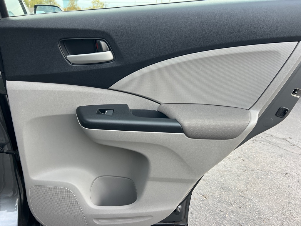 Honda CR-V LX 4WD 5-Speed AT 2013 Honda CR-V LX 4WD 5-Speed AT 2013