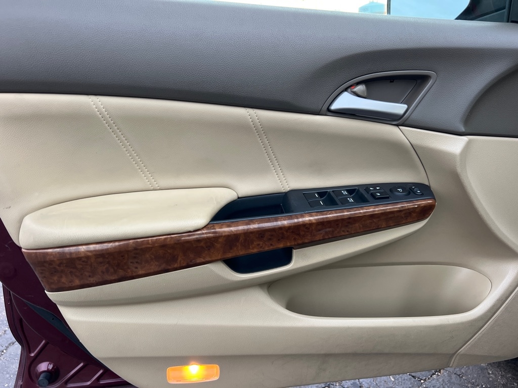 Honda Accord EX-L Sedan AT 2010