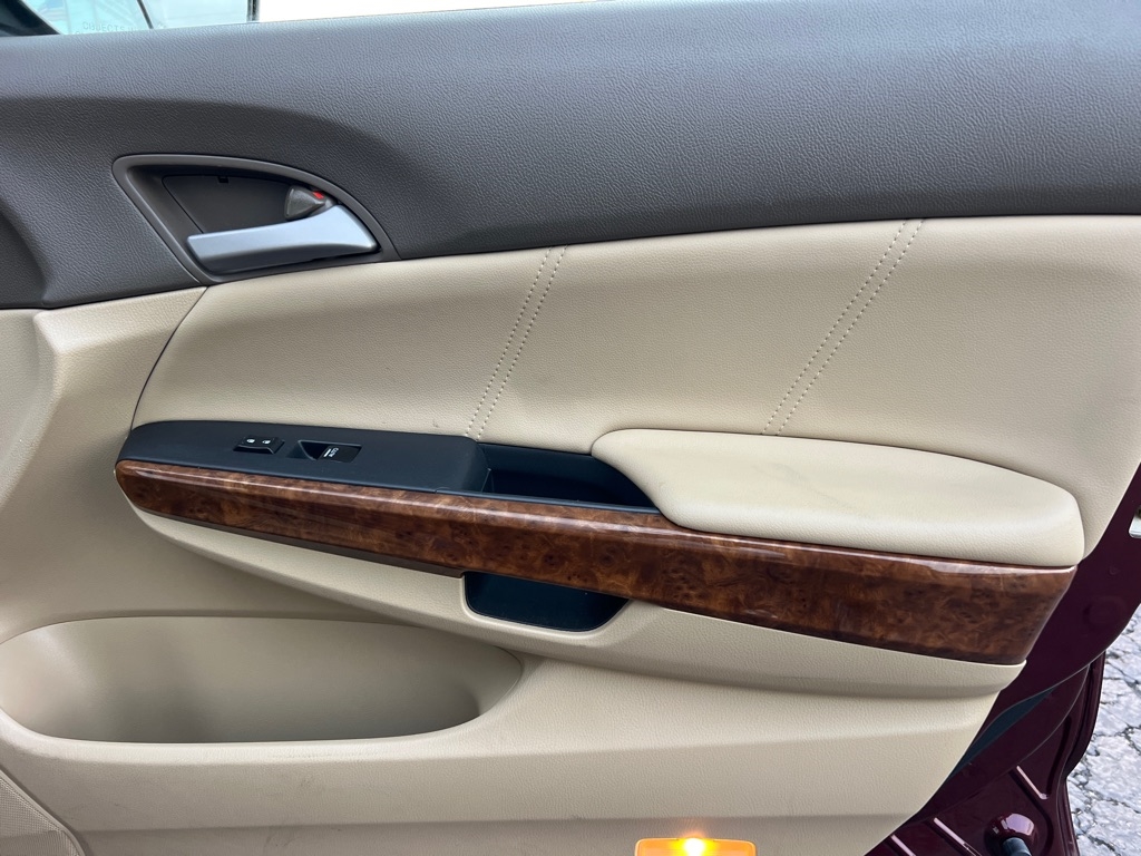 Honda Accord EX-L Sedan AT 2010