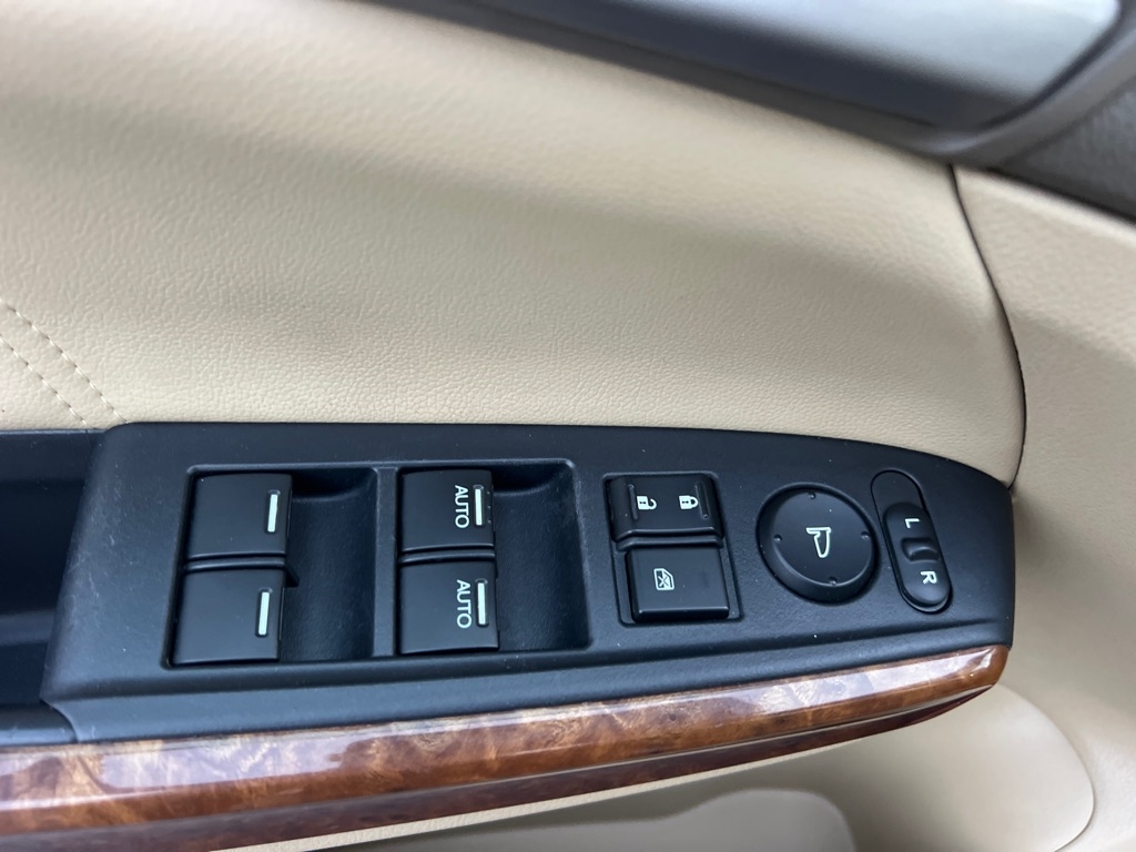 Honda Accord EX-L Sedan AT 2010