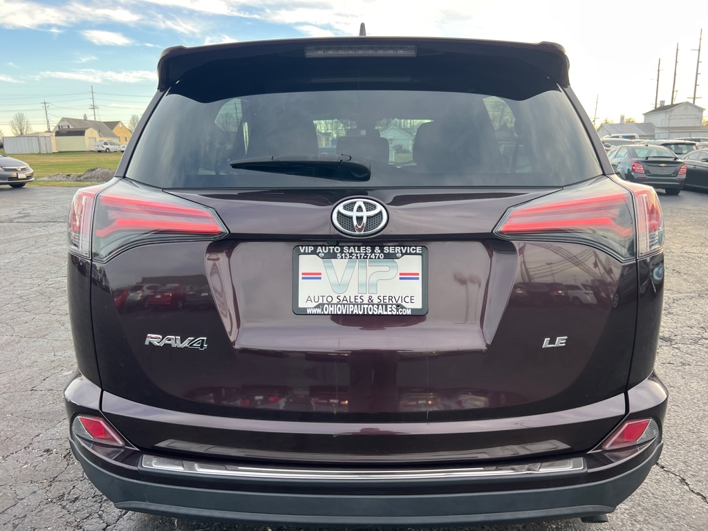 Toyota RAV4 LE FWD 2018