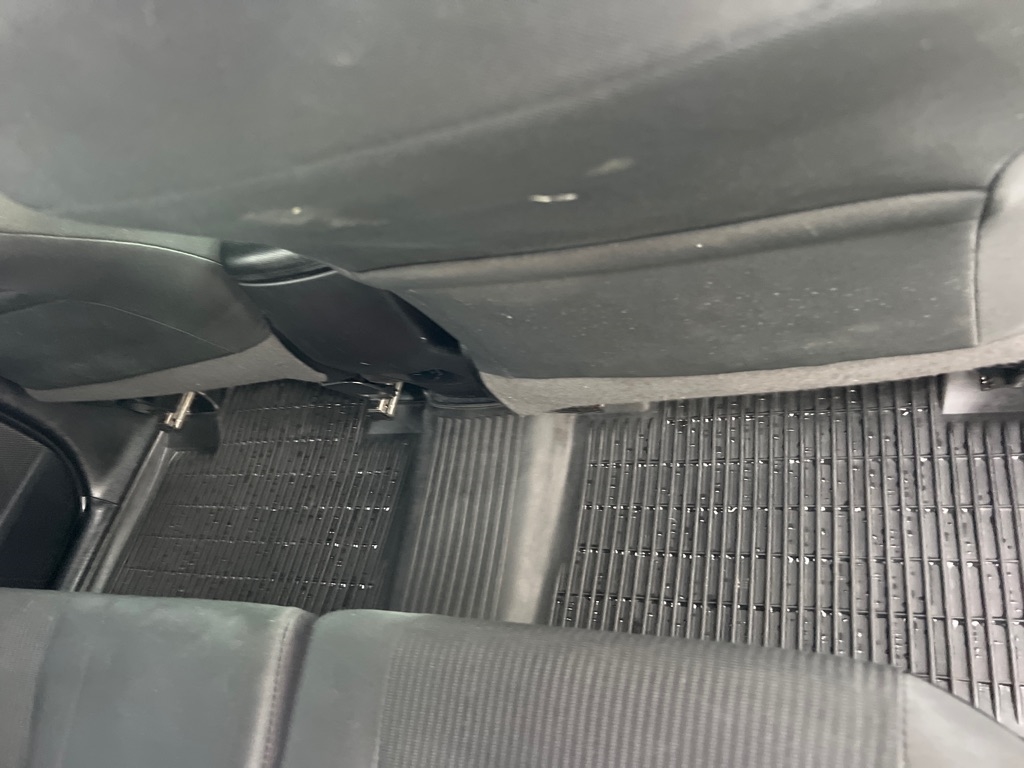 Toyota RAV4 LE FWD 2018