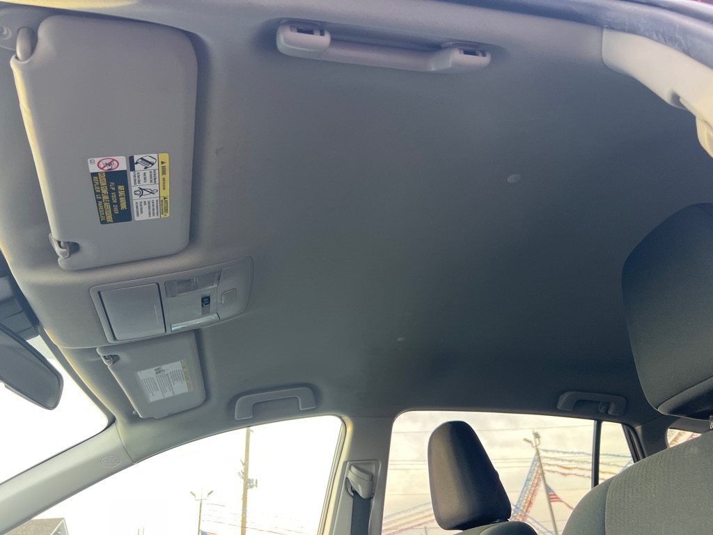 Toyota RAV4 LE FWD 2018