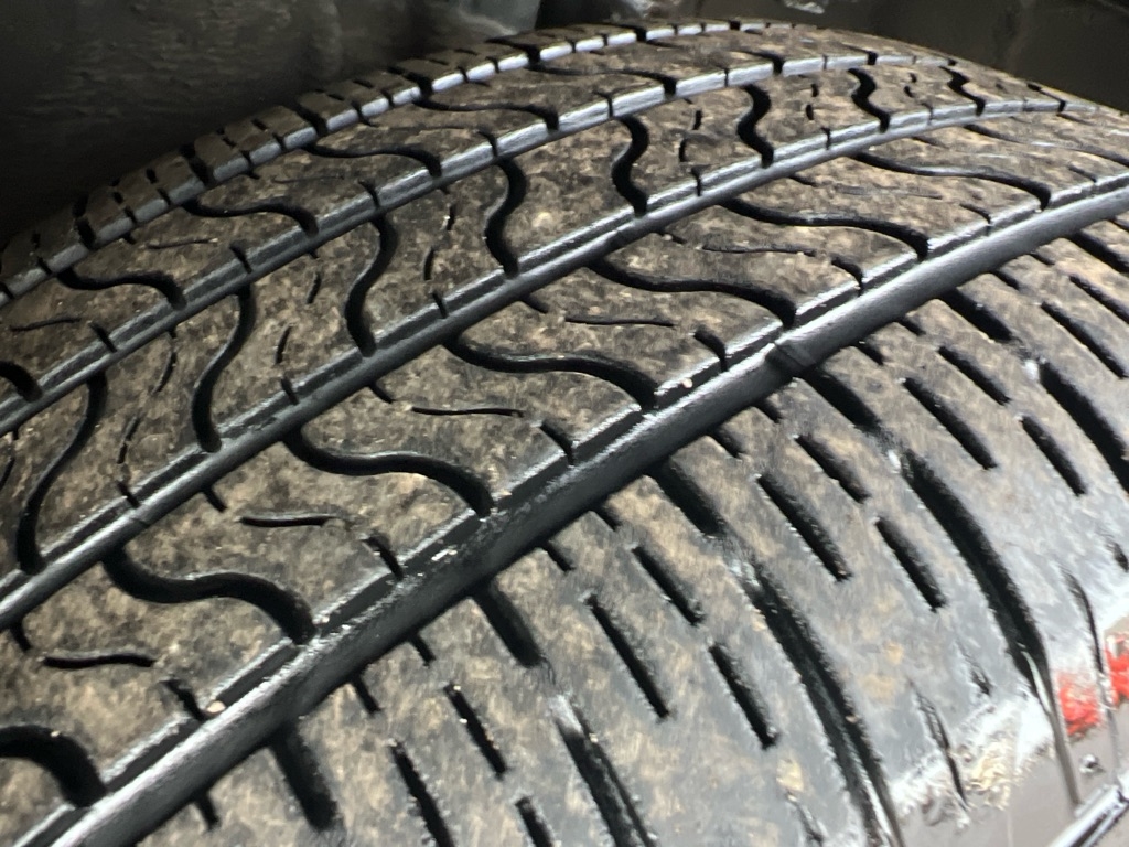 Toyota RAV4 LE FWD 2018