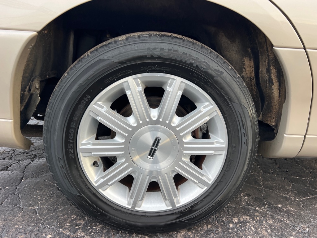 Lincoln Town Car Signature Limited 2009