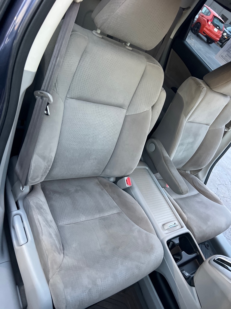 Honda CR-V EX 4WD 5-Speed AT 2012