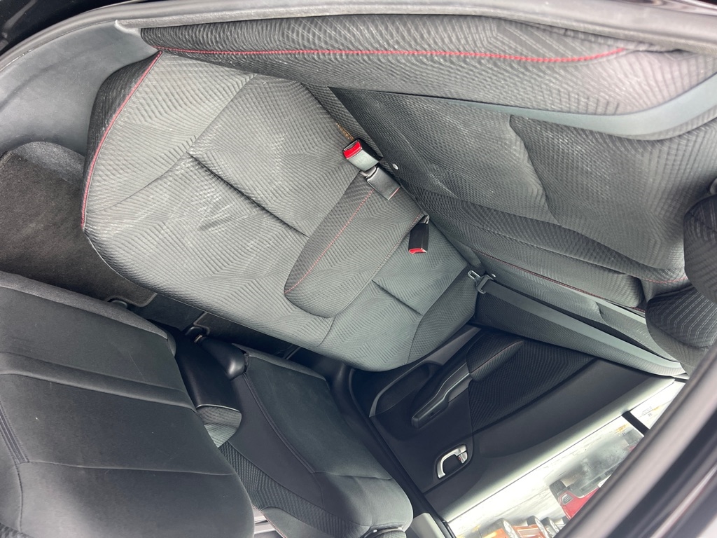 Honda Civic Si Sedan 6-Speed MT 2012