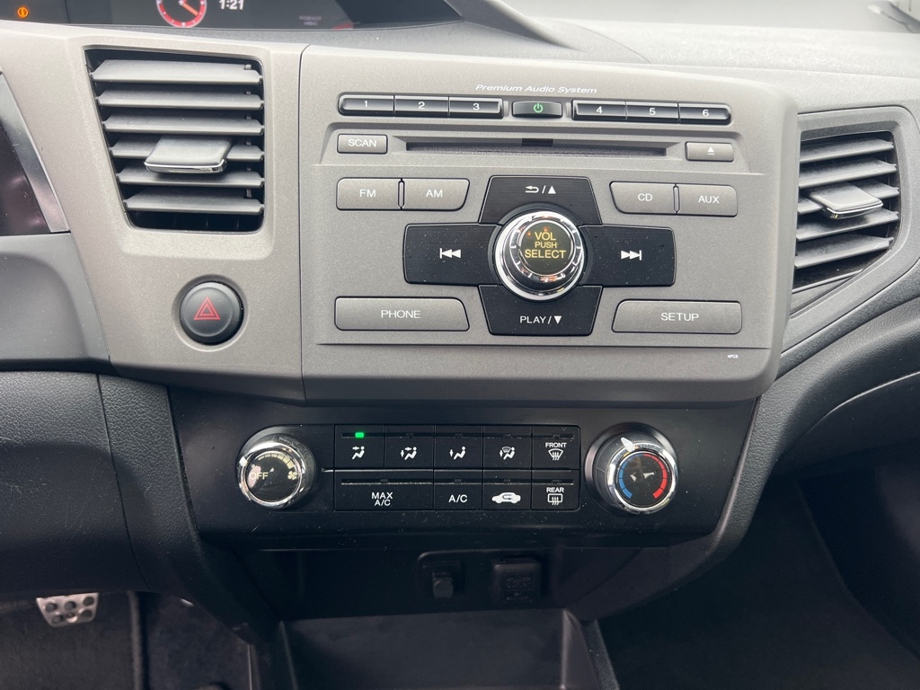 Honda Civic Si Sedan 6-Speed MT 2012