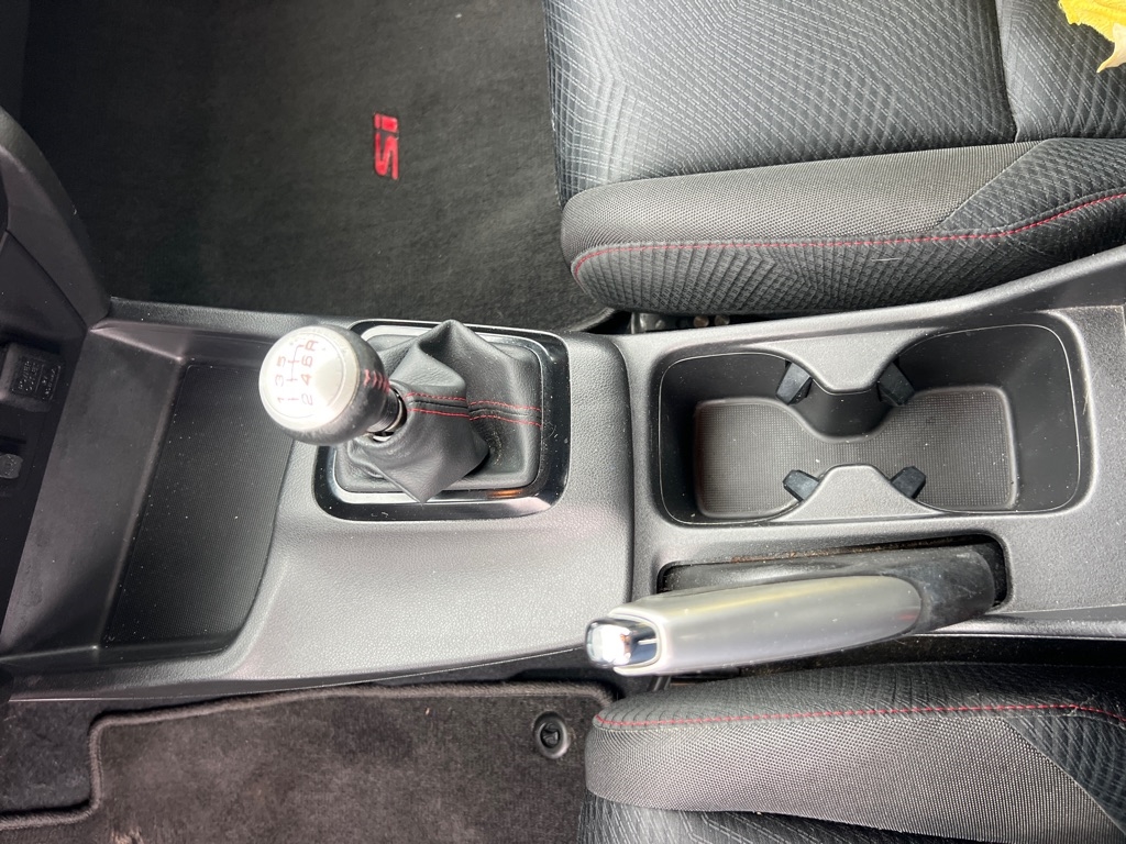 Honda Civic Si Sedan 6-Speed MT 2012