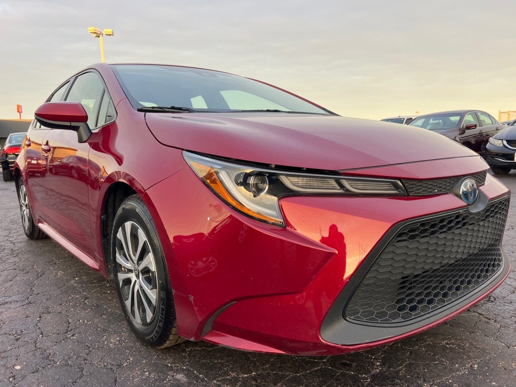 Toyota Corolla LE Hybrid 2022